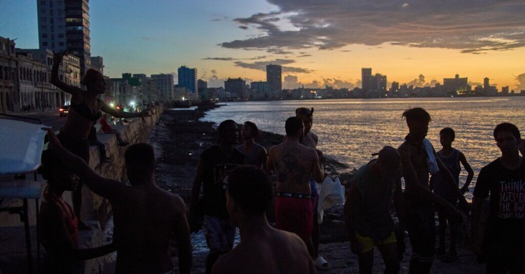 Aid Ship Departs for Cuba as Island Grapples With a Fuel Blockade