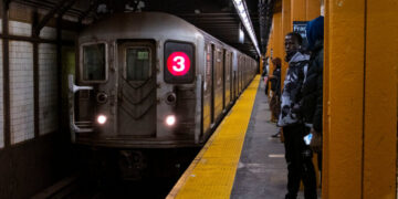 M.T.A. Aims to Replace Thousands of Aging Subway Cars Built in the 1980s