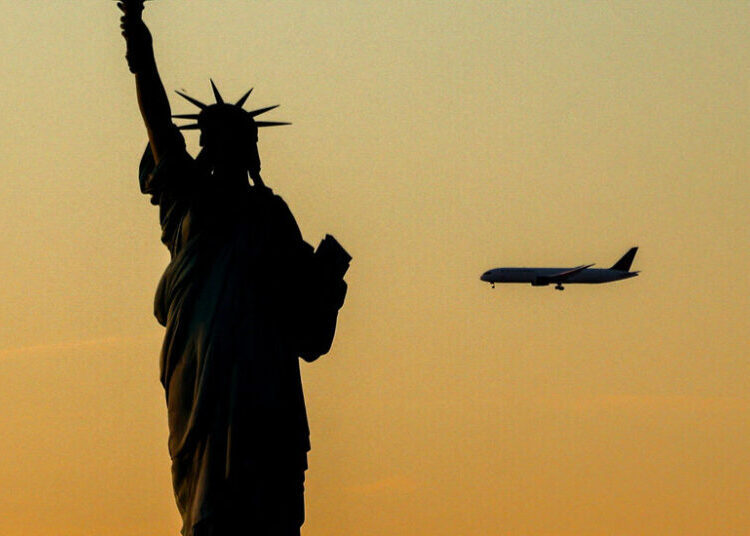 Alaska Airlines and FedEx Planes Narrowly Avoid Each Other at Newark Airport