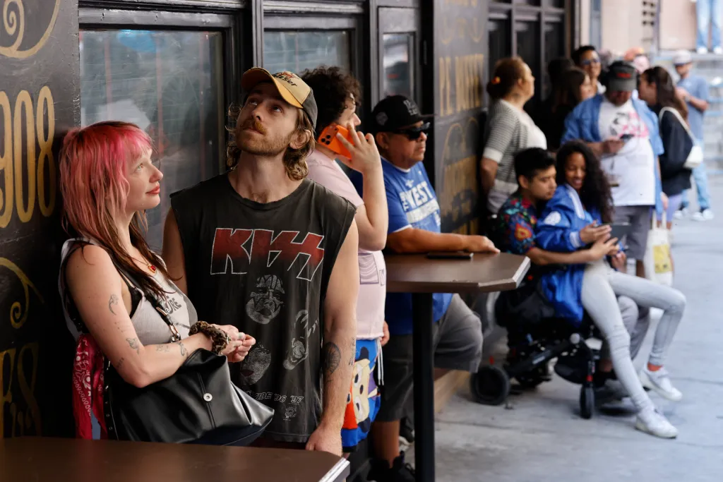 Ariel Beesley and Damian H, first in line for the Cole's French Dip closing event.