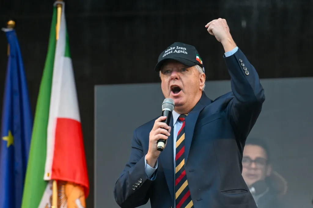 Sen. Lindsey Graham, wearing a 