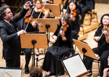 Gustavo Dudamel’s Portrait Emerges From a Season of Introductions