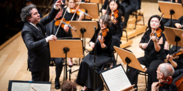 Gustavo Dudamel’s Portrait Emerges From a Season of Introductions
