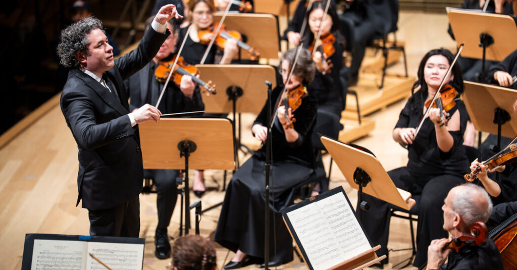 Gustavo Dudamel’s Portrait Emerges From a Season of Introductions