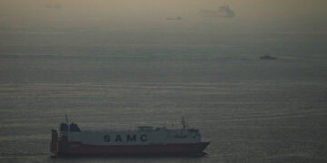 U.S. Military Ramps Up to Clear Strait of Hormuz