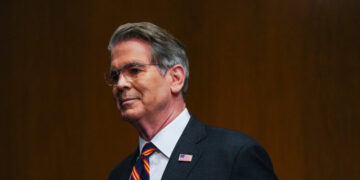 U.S. Lifts Sanctions on Some Iranian Oil to Get More to Market