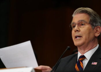 Bessent Says Global Tariffs Will Rise to 15 Percent This Week