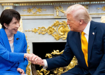 Using Charm and Restraint, Japan’s Leader Mostly Avoids Trump’s Wrath