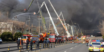 ​At Least 10 Killed in South Korean Factory Fire