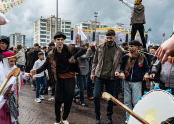 With Fire and Song, Kurds in Turkey Hail the Start of Spring