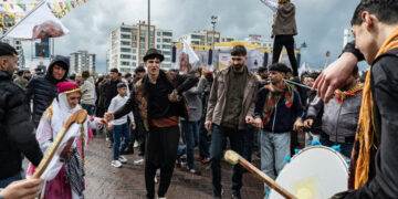 With Fire and Song, Kurds in Turkey Hail the Start of Spring