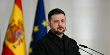 Zelensky Sends Negotiators to the U.S., Hoping to Revive Peace Talks