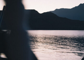 The Strait of Hormuz Was Supposed to Be Too Big to Fail