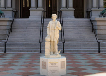 Christopher Columbus Statue Is Installed on White House Grounds