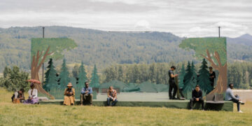 Its Own Stars Said It Was ‘Cheesy.’ Now It’s a Monster Hit.