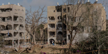 Residents of Arad Are Shaken After Direct Strike by Iranian Missile