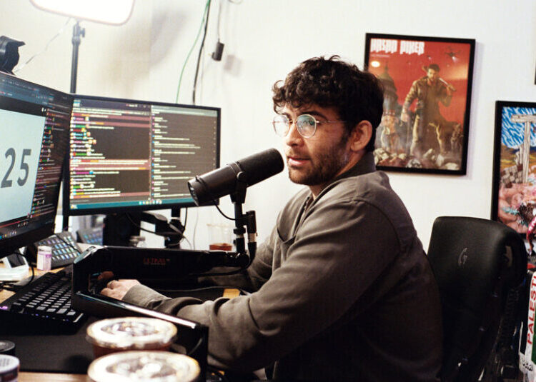 Celebrity Left-Wing Streamer Defends Cuba Mission