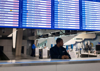 Crash at LaGuardia Airport Cancels at Least 500 Flights. Here’s What to Know.