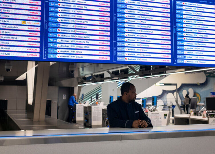 Crash at LaGuardia Airport Cancels at Least 500 Flights. Here’s What to Know.