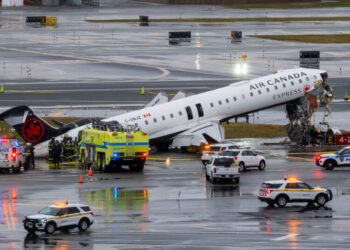 Air Traffic Audio Appears to Show Tower Was Dealing With Incident Before Crash