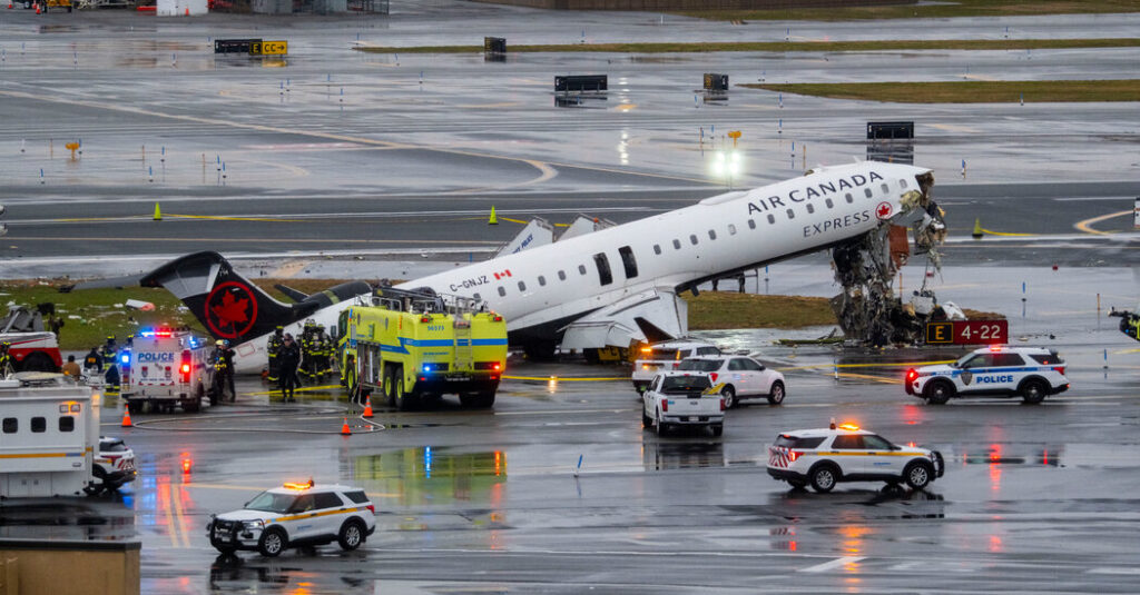 Air Traffic Audio Appears to Show Tower Was Dealing With Incident Before Crash