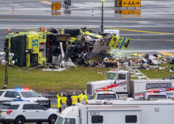 In LaGuardia Crash That Killed 2, Call to ‘Stop!’ Came Too Late