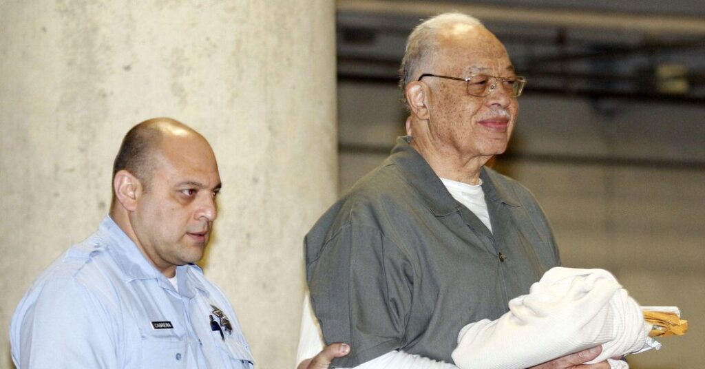 Kermit Gosnell, Imprisoned Abortion Doctor Convicted of Murders, Dies at 85