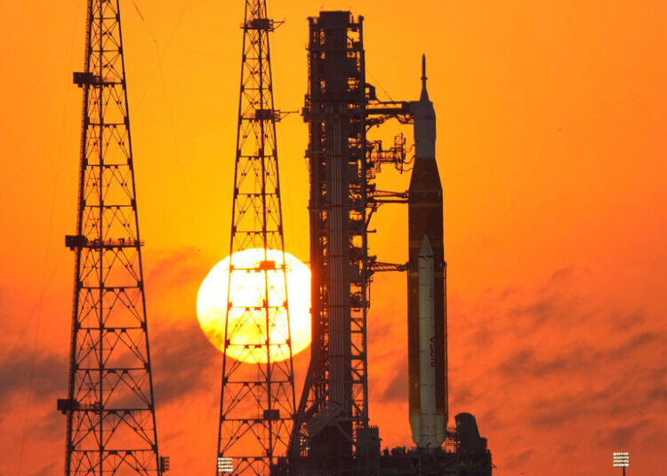 NASA Adds Moon Base and Nuclear-Powered Mars Spacecraft to Road Map