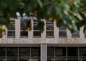 Education Dept. to leave headquarters, give building to Energy Department