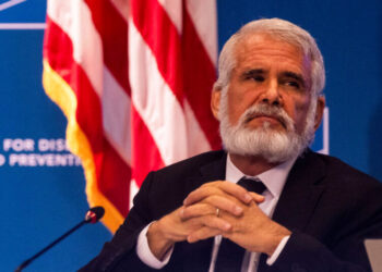 Key Adviser Quits Federal Vaccine Panel