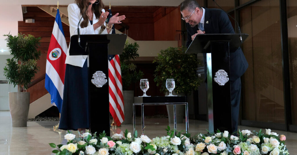 Costa Rica Agrees to Take Migrants Deported by the Trump Administration