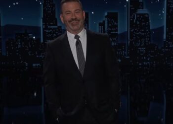 Late Night Doesn’t Feel So Hot About ICE at the Airport