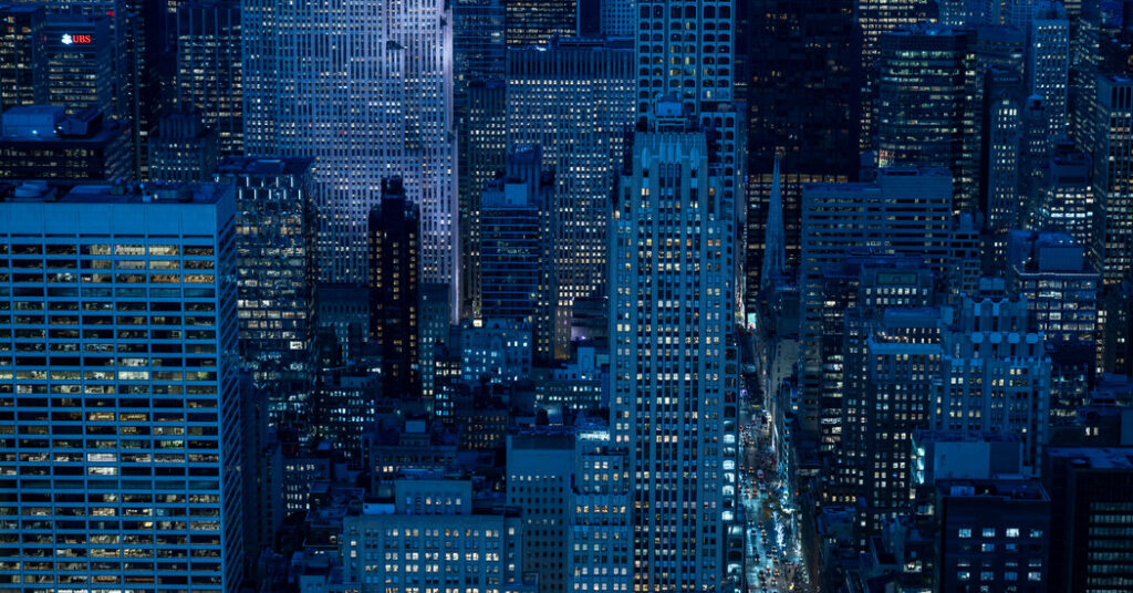 As More People Visit New York City, Foreign Tourists Are Turning Away