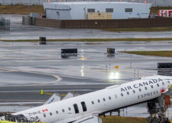 What Went Wrong at LaGuardia?