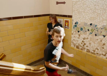 Chromebook Remorse: Tech Backlash at Schools Extends Beyond Phones