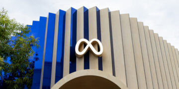 Meta Lays Off 700 Employees, While Rewarding Top Executives