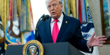 Oil Prices Tumble 6% as Trump Shows Eagerness to Talk to Iran