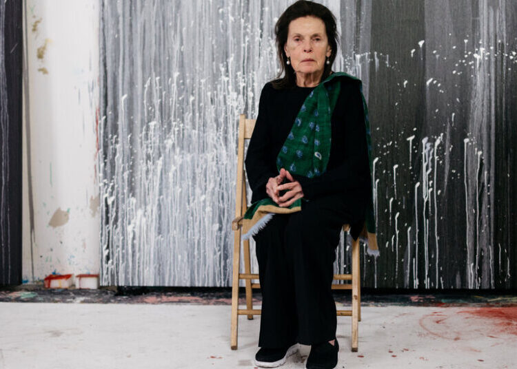Pat Steir, Painter of Luminous ‘Waterfalls,’ Dies at 87