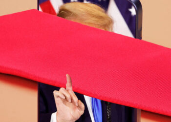 When a Narcissist Goes to War