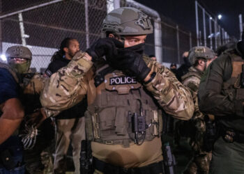 New Jersey Bars ICE and Other Law Enforcement Agents From Wearing Masks