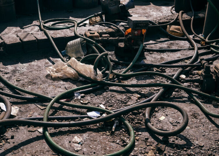 Blockade Iran’s Oil