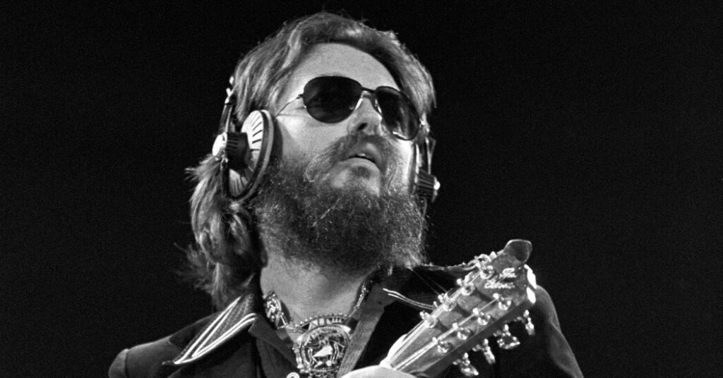 Dash Crofts, of the Soft-Rock Duo That Sang ‘Summer Breeze,’ Dies at 87