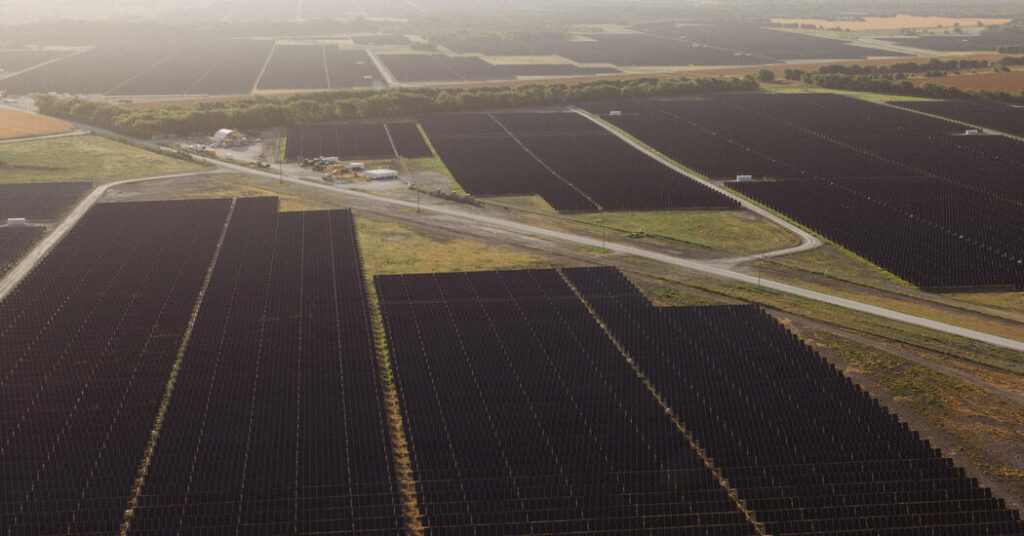 Wealthy Investors Are Targeting Foes of Clean Energy, and They Want Revenge