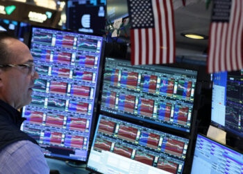 As Markets Revolt in the Face of War, Trump Extends Iran Deadline