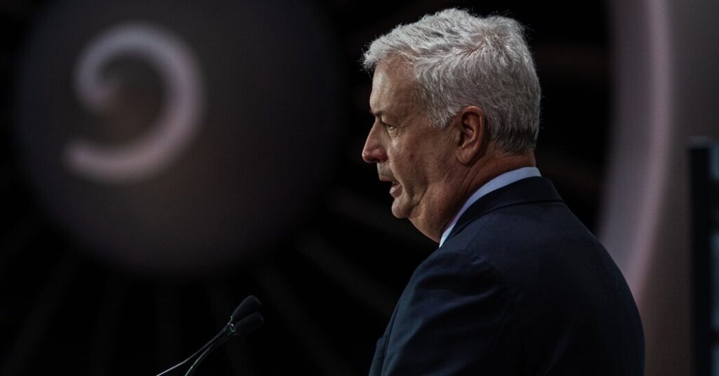 Air Canada Chief Apologizes for English-Language Condolences After Plane Crash