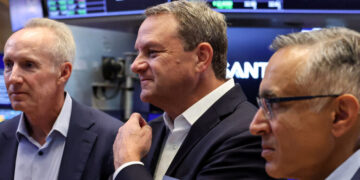 Versant Pursues a Deal for Vox Media’s Podcast Business