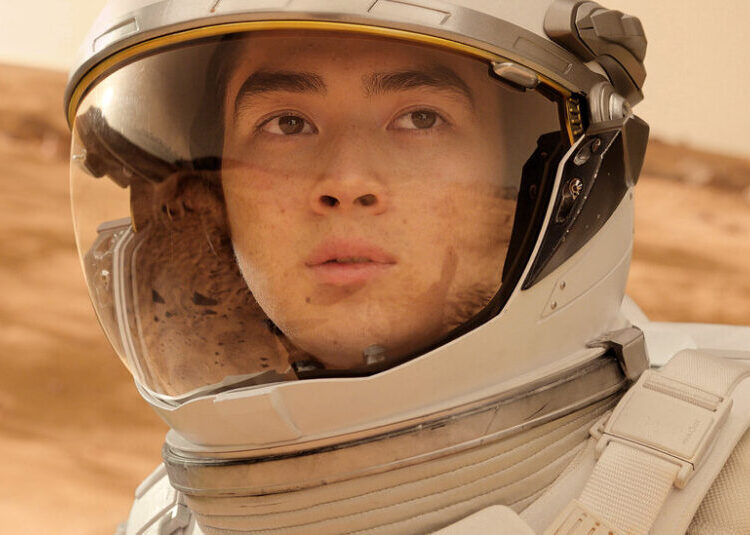 ‘For All Mankind’ Is the Anti-‘Black Mirror’