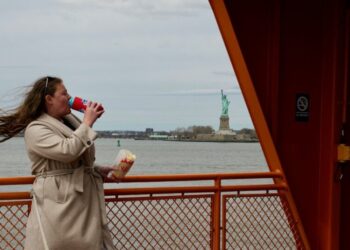 The Bar Is Open Again on the Staten Island Ferry