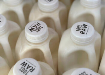 Drinking Raw Milk Is Risky. Should People Be Able to Buy It Anyway?
