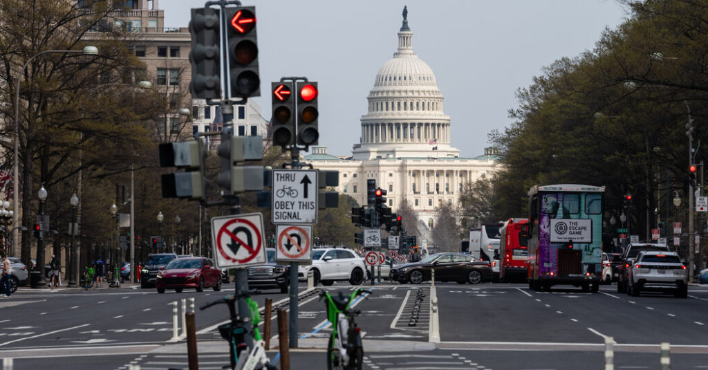 Senate Votes to Fund Most of D.H.S. in Bid to End Partial Shutdown